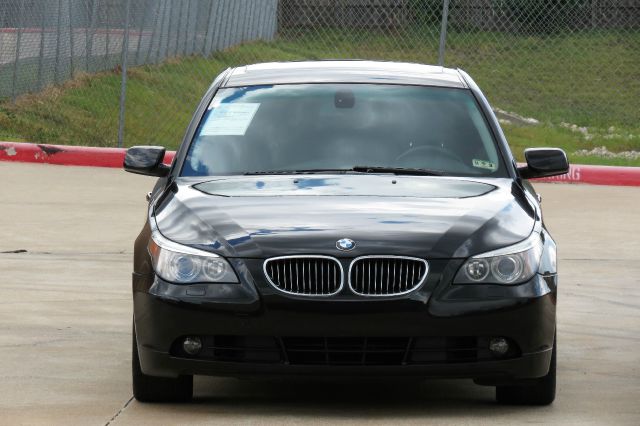 BMW 5 series 2006 photo 1