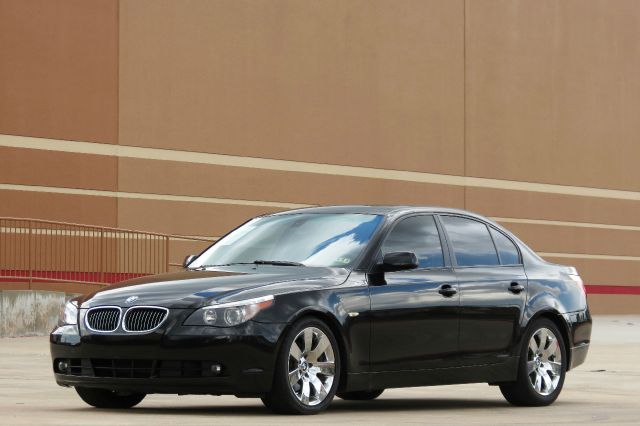 BMW 5 series 2006 photo 2