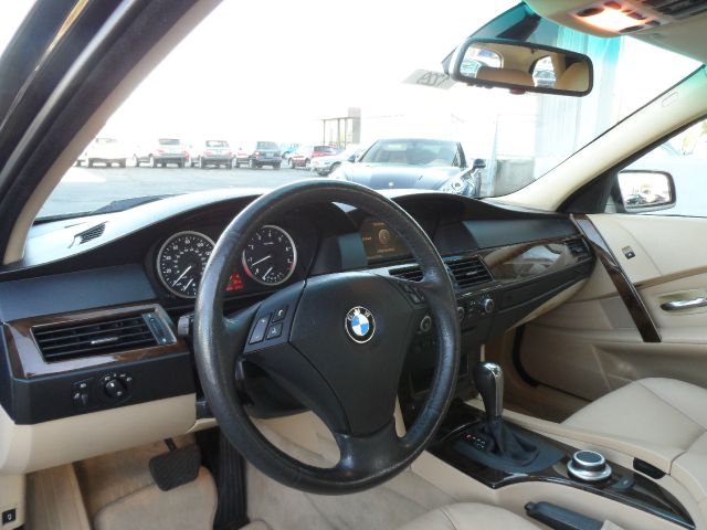 BMW 5 series 2007 photo 12