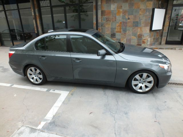 BMW 5 series Luxury Premier Sedan