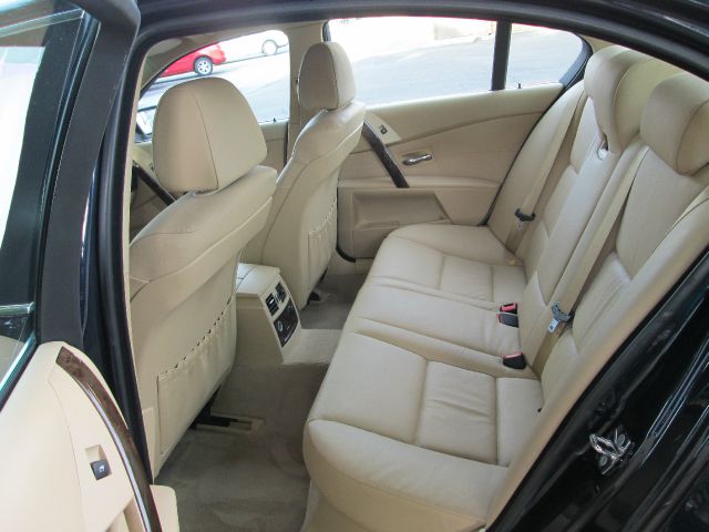 BMW 5 series 2007 photo 2