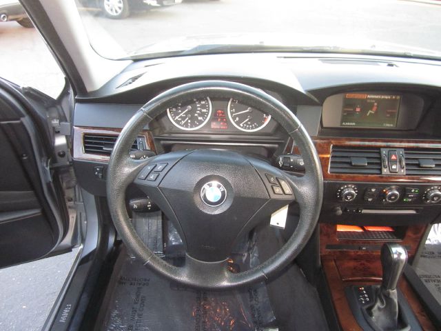 BMW 5 series 2007 photo 4