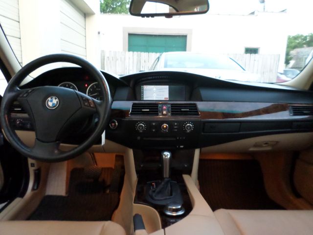 BMW 5 series 2007 photo 29