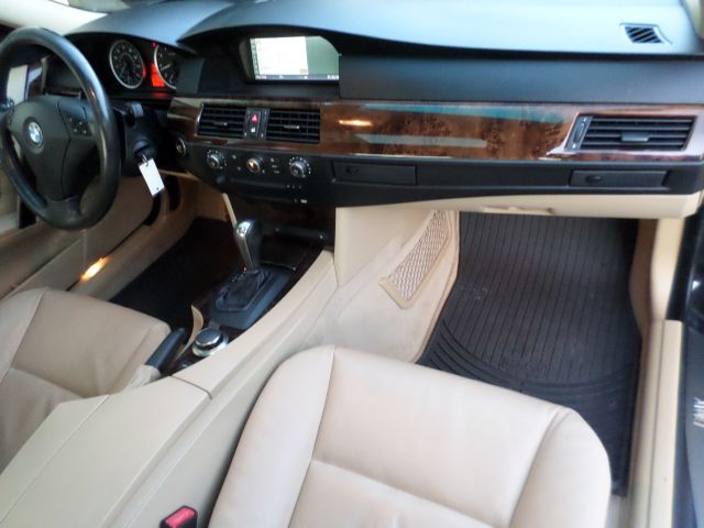 BMW 5 series 2007 photo 9