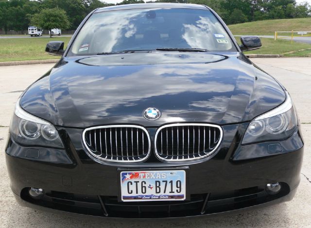 BMW 5 series 2007 photo 2