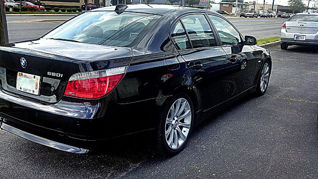 BMW 5 series 2007 photo 2