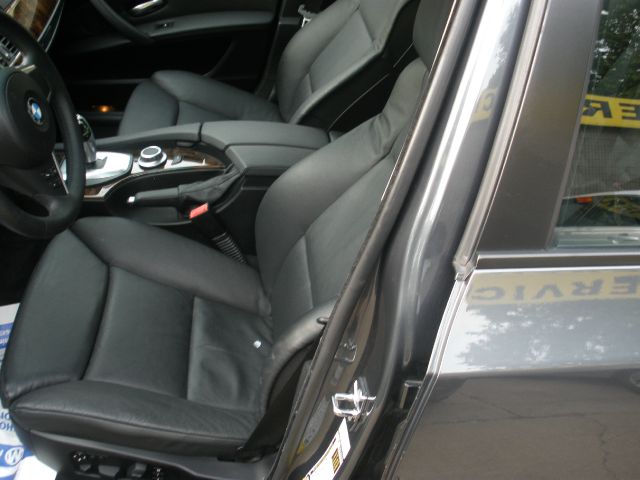 BMW 5 series 2008 photo 1