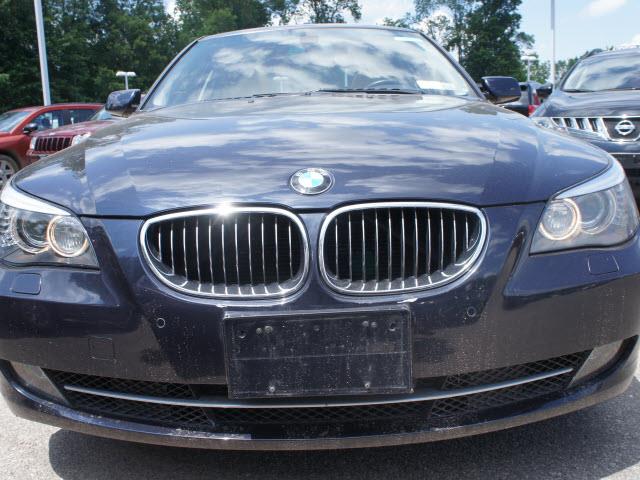 BMW 5 series 2008 photo 2