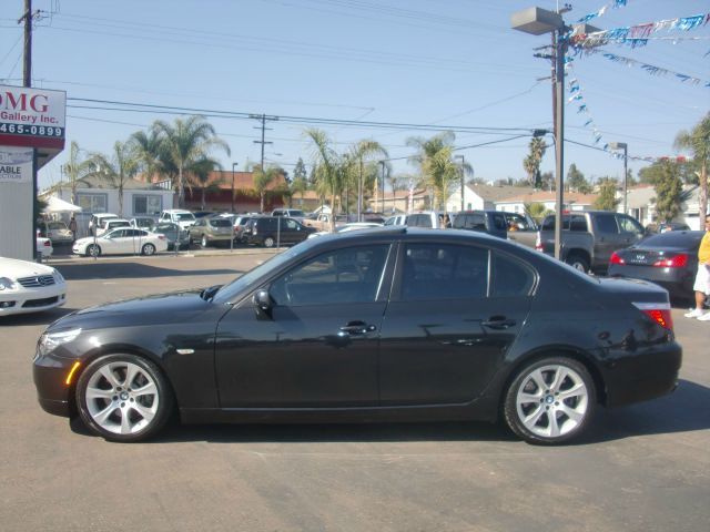 BMW 5 series 2008 photo 1