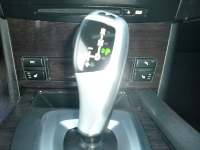 BMW 5 series 2008 photo 11