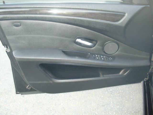 BMW 5 series 2008 photo 27