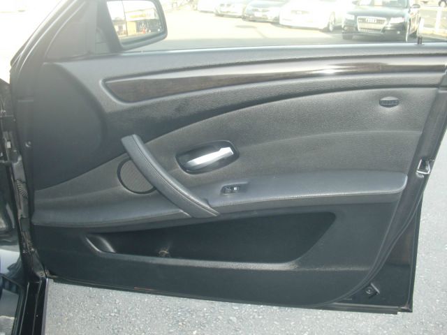 BMW 5 series 2008 photo 31