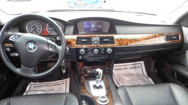 BMW 5 series 2008 photo 11