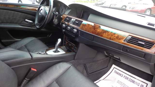 BMW 5 series 2008 photo 6