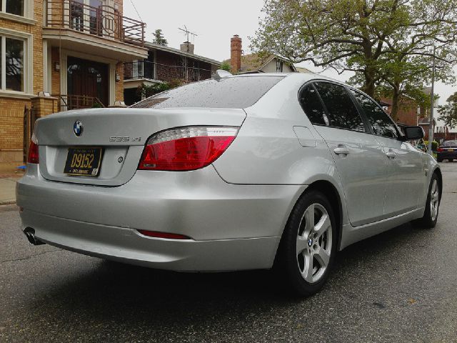 BMW 5 series 2008 photo 1