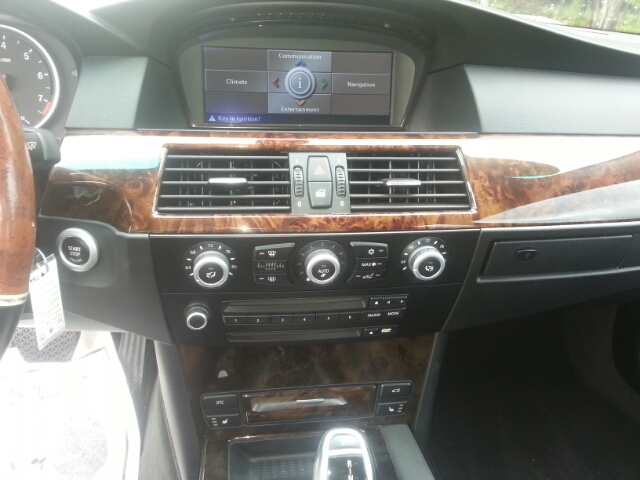 BMW 5 series 2008 photo 16