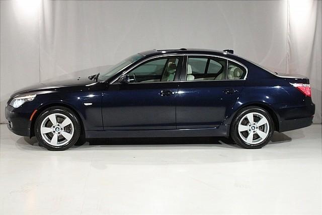 BMW 5 series 2008 photo 2