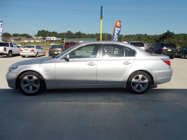 BMW 5 series 2008 photo 3