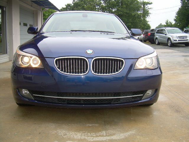 BMW 5 series 2008 photo 2