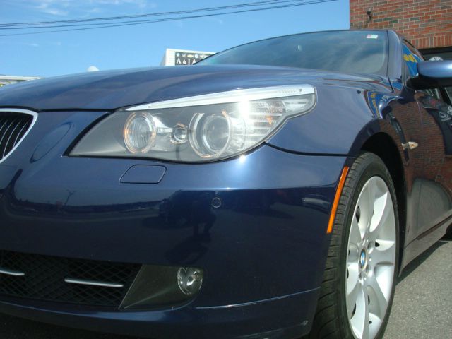 BMW 5 series 2008 photo 14