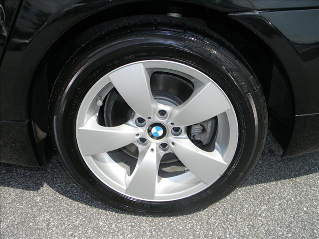 BMW 5 series 2008 photo 3