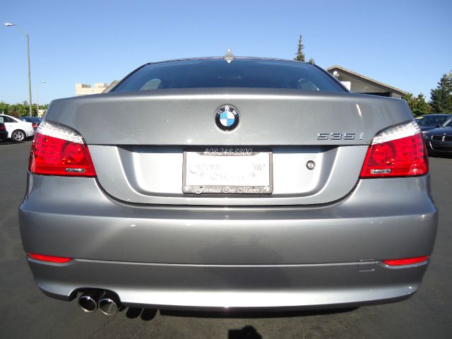 BMW 5 series 2008 photo 3