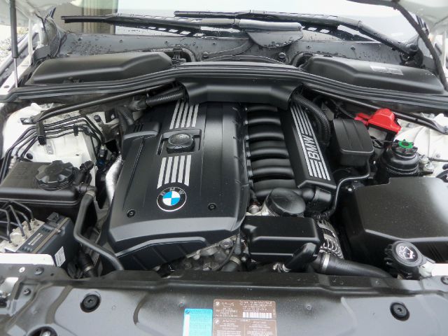 BMW 5 series 2008 photo 5