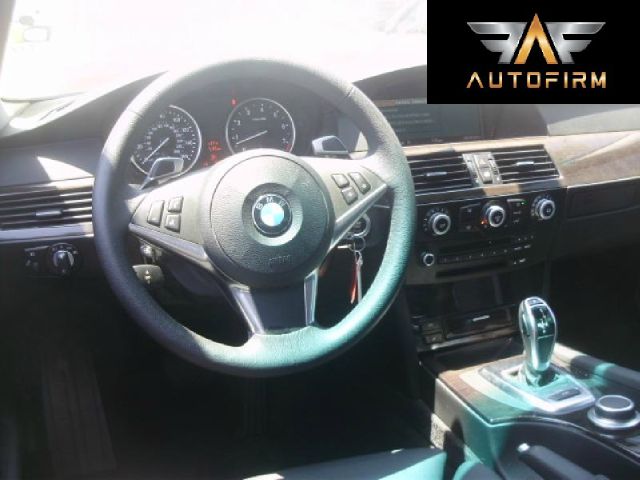 BMW 5 series 2008 photo 2