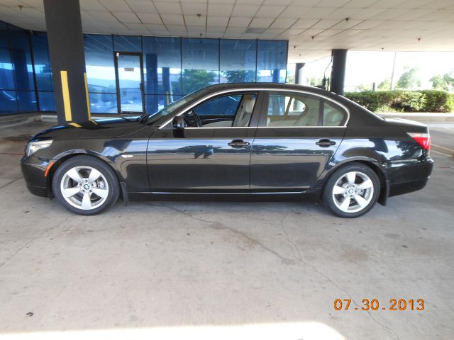 BMW 5 series 2008 photo 1