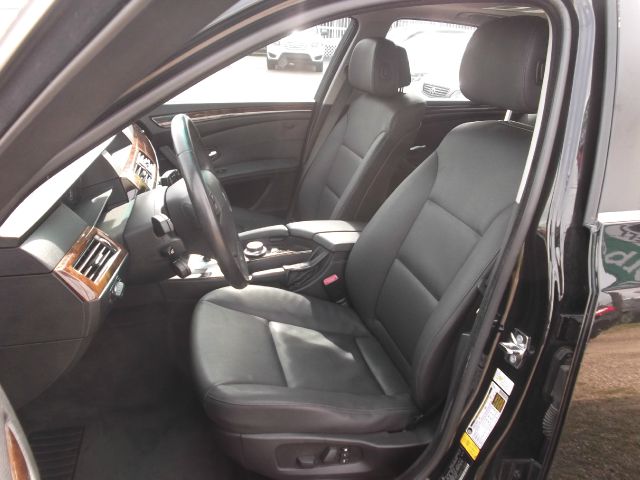 BMW 5 series 2008 photo 2