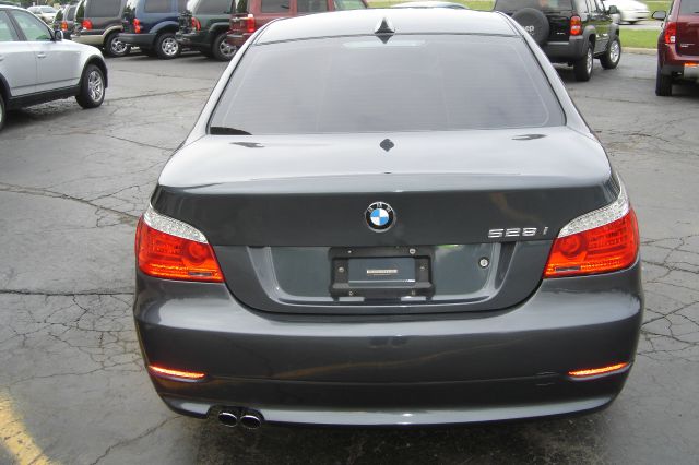 BMW 5 series 2008 photo 8