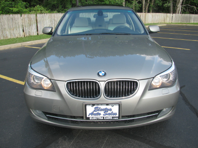 BMW 5 series 2008 photo 2