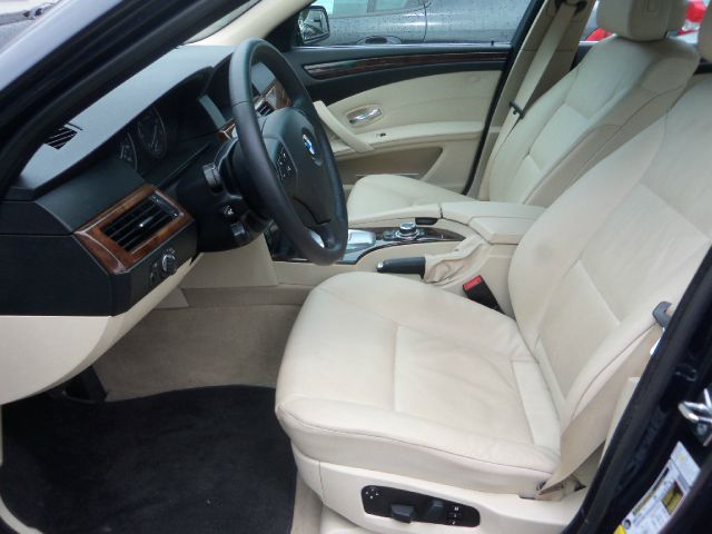 BMW 5 series 2009 photo 4