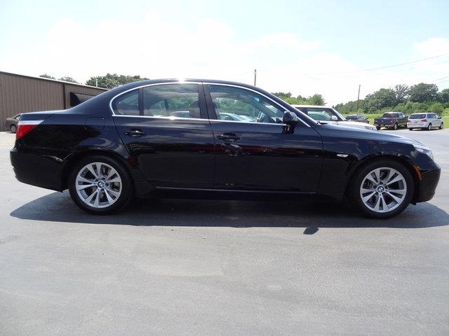 BMW 5 series 2009 photo 4