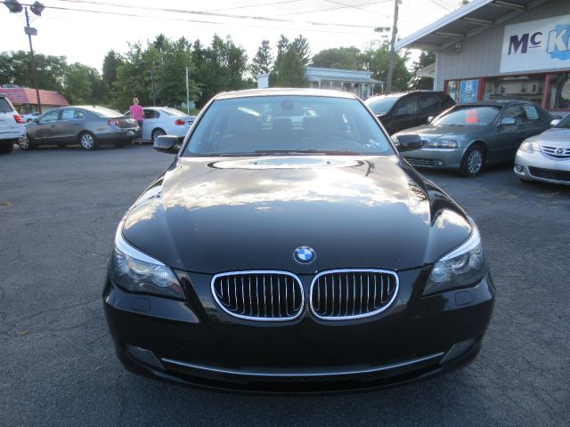 BMW 5 series 2009 photo 1