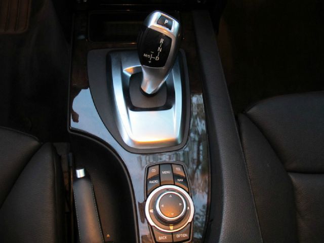 BMW 5 series 2010 photo 76