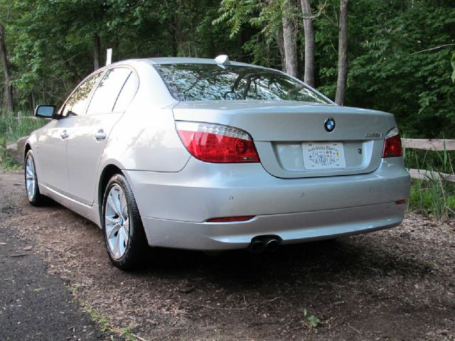 BMW 5 series 2010 photo 91