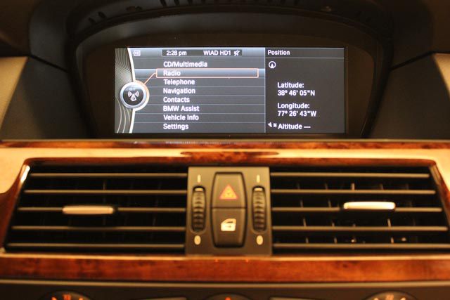 BMW 5 series 2010 photo 3