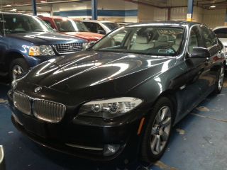 BMW 5 series 2011 photo 2