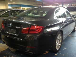 BMW 5 series 2011 photo 3