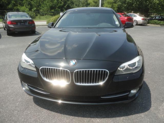 BMW 5 series 2011 photo 2