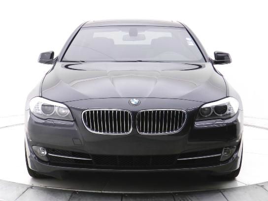 BMW 5 series 2011 photo 2