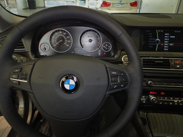 BMW 5 series 2012 photo 5