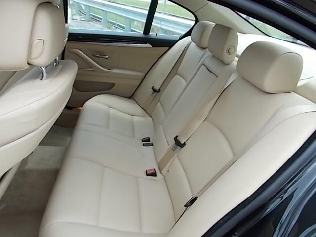 BMW 5 series 2012 photo 13