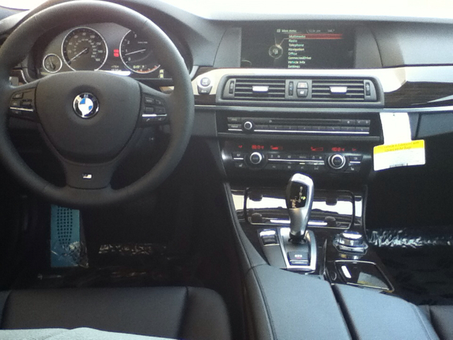 BMW 5 series 2013 photo 9