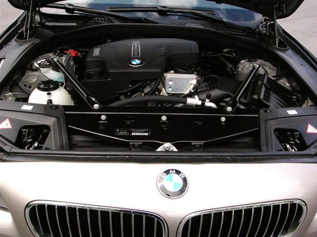 BMW 5 series 2013 photo 16