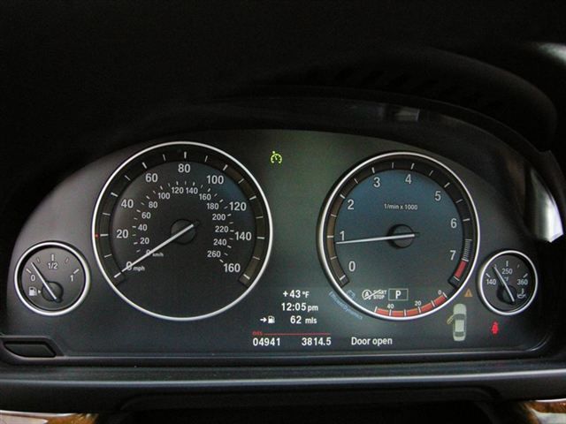 BMW 5 series 2013 photo 23