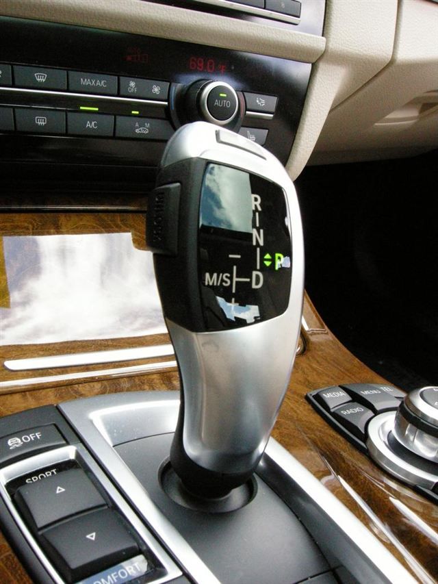 BMW 5 series 2013 photo 45