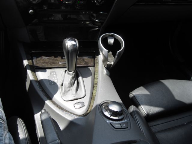 BMW 6 series 2005 photo 14