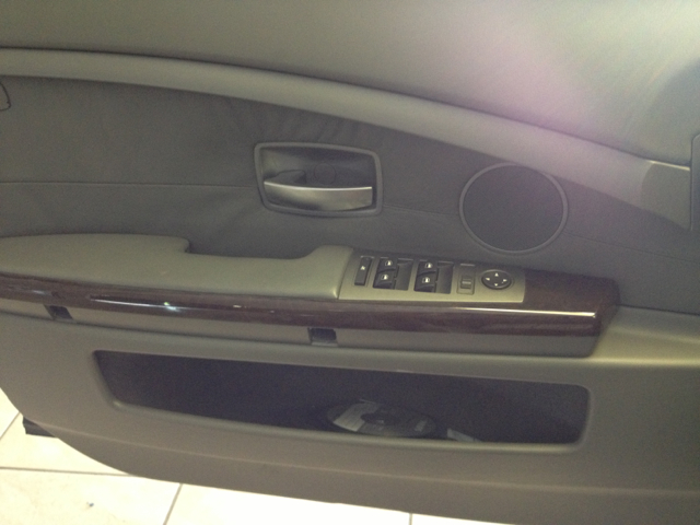 BMW 7-Series 2002 photo 11